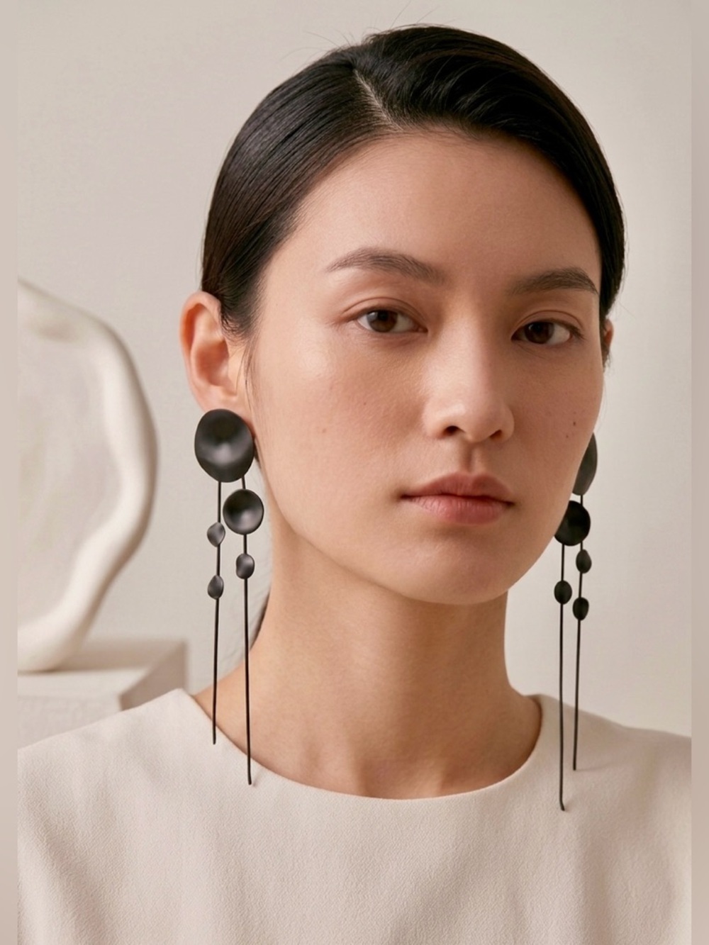 New Fashion Long Tasseled Round Metal Statement Earrings โ European Style